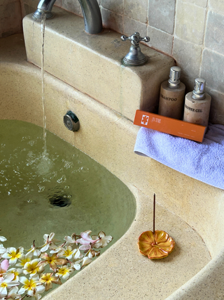 Hibiscus Ceramic Incense Holder